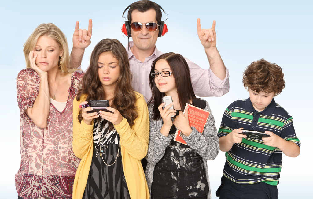Modern Family has collected yet another award, this time from the Screen Actors Guild. Modern Family has collected yet another award, this time from the Screen Actors Guild.