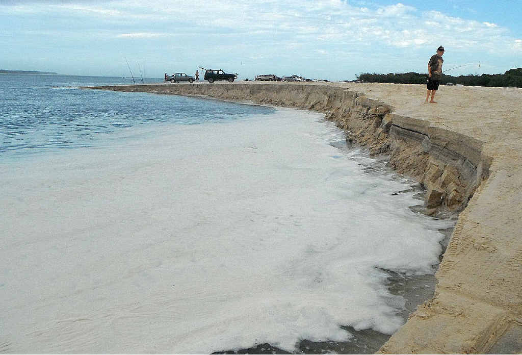 Severe erosion caused by high tides at Inskip Point beach is unlikely to get worse. Barges continue to run. Severe erosion caused by high tides at Inskip Point beach is unlikely to get worse. Barges continue to run.