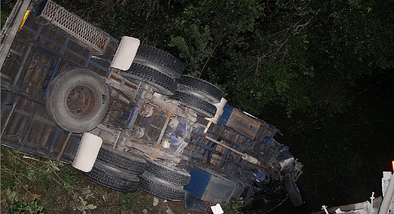 Heavy recovery equipment was needed to salvage this truck, which crashed at Coles Creek. Heavy recovery equipment was needed to salvage this truck, which crashed at Coles Creek.