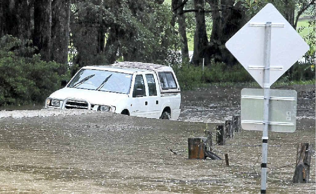 Flooding on the Nerang-Murwillumbah Rd. Flooding on the Nerang-Murwillumbah Rd.