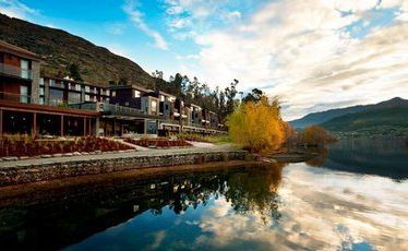 The Hilton Queenstown is situated amongst idyllic surroundings, perfect for some well-earned rest and relaxation. The Hilton Queenstown is situated amongst idyllic surroundings, perfect for some well-earned rest and relaxation.