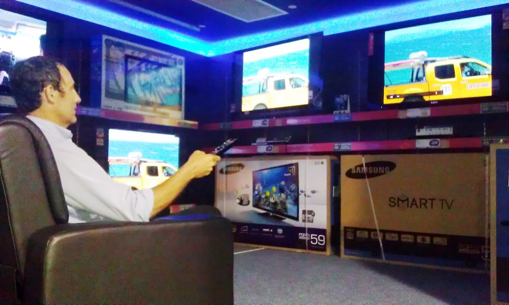 Rory Curtis sis ready for the digital TV switch in late-November.