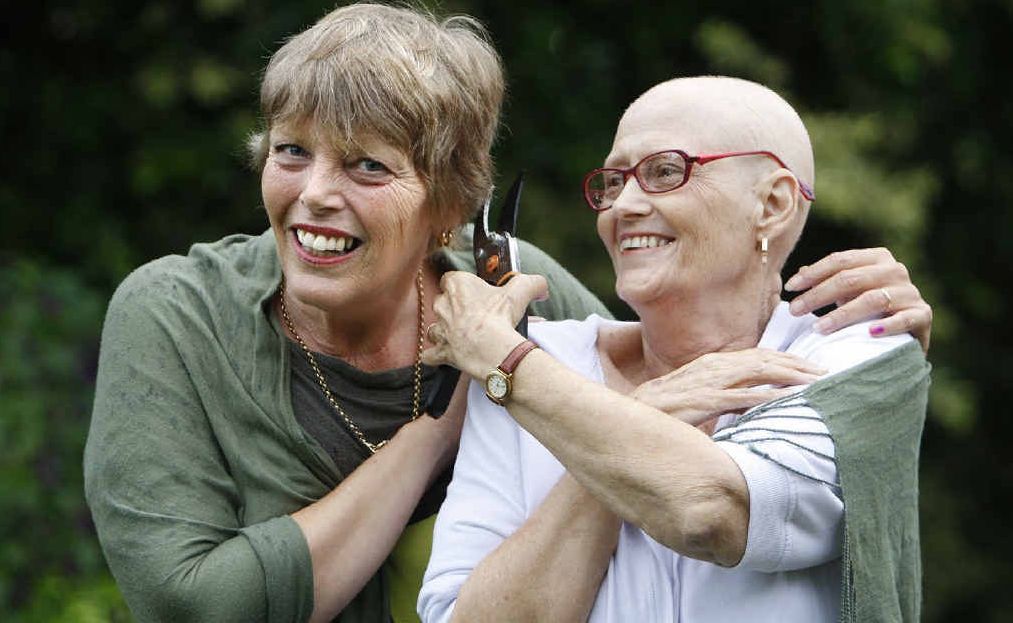 Liz Boekholt will be shaving off her hair in support of her friend Sue Gayler, who has aggressive follicular lymphoma. Liz Boekholt will be shaving off her hair in support of her friend Sue Gayler, who has aggressive follicular lymphoma.