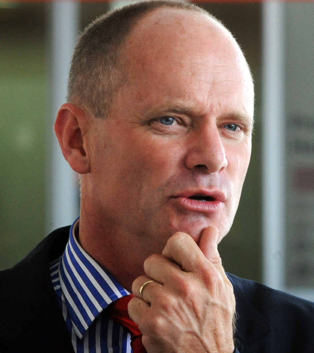 Queensland Premier Campbell Newman says it is unlikely the goverment will continue regional parliament. Queensland Premier Campbell Newman says it is unlikely the goverment will continue regional parliament.