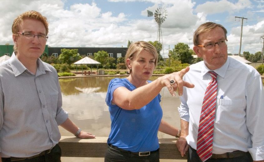 Queensland Premier Anna Bligh, flanked by Member for Toowoomba North Kerry Shine (right) and Labor candidate for Toowoomba South Sam Macfarlane (left), in Toowoomba today to announce a $23.3 million flood mitigation plan, Queensland Premier Anna Bligh, flanked by Member for Toowoomba North Kerry Shine (right) and Labor candidate for Toowoomba South Sam Macfarlane (left), in Toowoomba today to announce a $23.3 million flood mitigation plan,