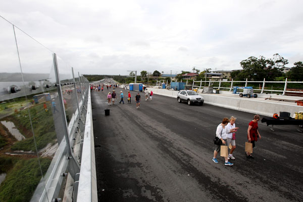 Thousands walk through new upgrade