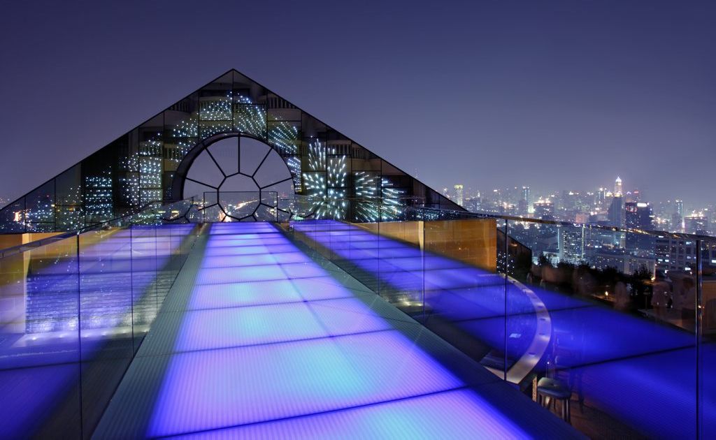 Tower Club at lebua. Tower Club at lebua.