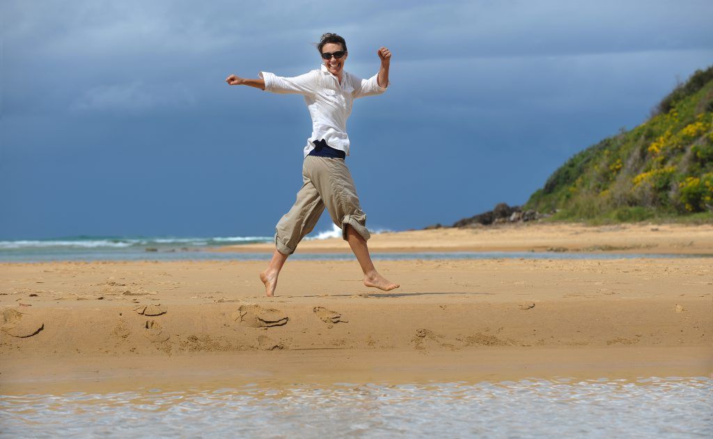 Charity beach walker Rachael Klyve. Photo: Trevor Veale / The Coffs Coast Advocate. Charity beach walker Rachael Klyve. Photo: Trevor Veale / The Coffs Coast Advocate.