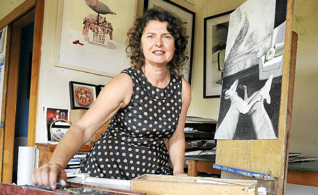 Clunes artist Katka Adams has donated a $1500 people’s choice award. Clunes artist Katka Adams has donated a $1500 people’s choice award.