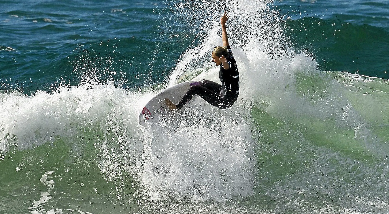 Stephanie Gilmore looks set to become the world champion again after making the quarter-finals of the Commonwealth Bank Beachely Classic this weekend. Stephanie Gilmore looks set to become the world champion again after making the quarter-finals of the Commonwealth Bank Beachely Classic this weekend.