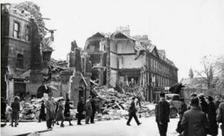 Francis Hotel Bath was hit by a 500kg bomb in 1942. Francis Hotel Bath was hit by a 500kg bomb in 1942.