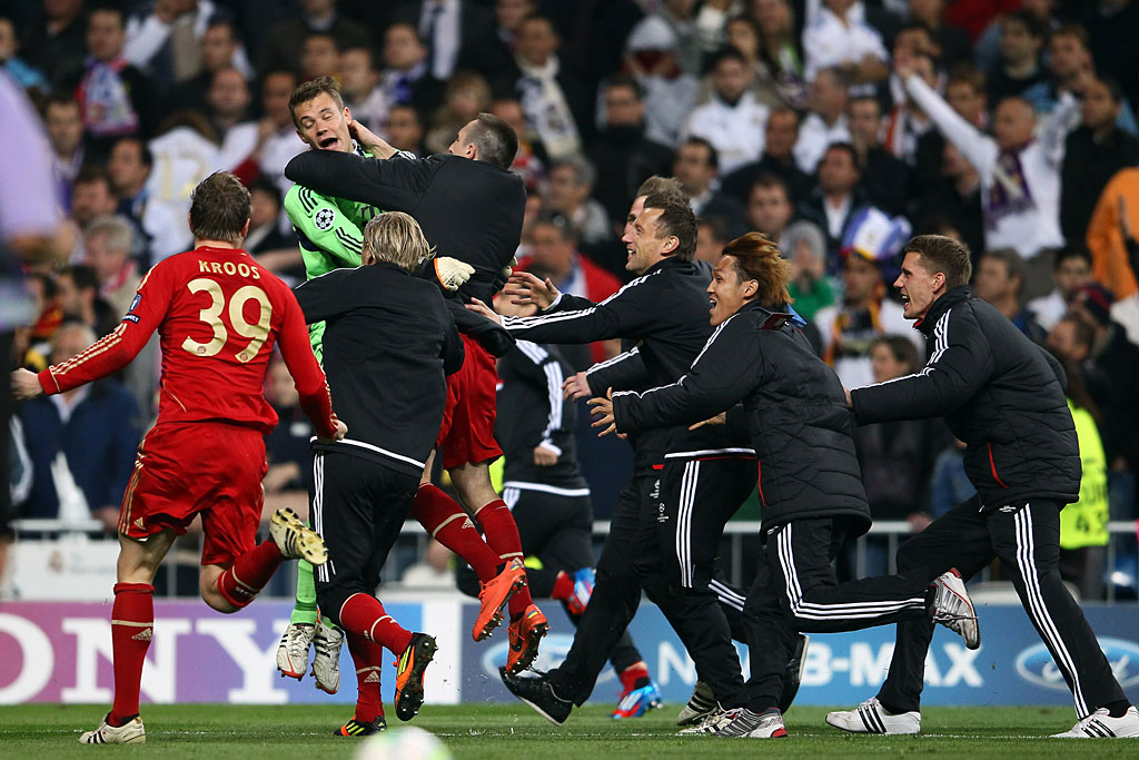Toni Kroos (left), Manuel Neuer and Franck Ribery of Bayern celebrate after the UEFA Champions League semi final second leg match between Real Madrid and Bayern Muenchen at Bernabeu Stadium on April 25, 2012 in Madrid, Spain. Toni Kroos (left), Manuel Neuer and Franck Ribery of Bayern celebrate after the UEFA Champions League semi final second leg match between Real Madrid and Bayern Muenchen at Bernabeu Stadium on April 25, 2012 in Madrid, Spain.