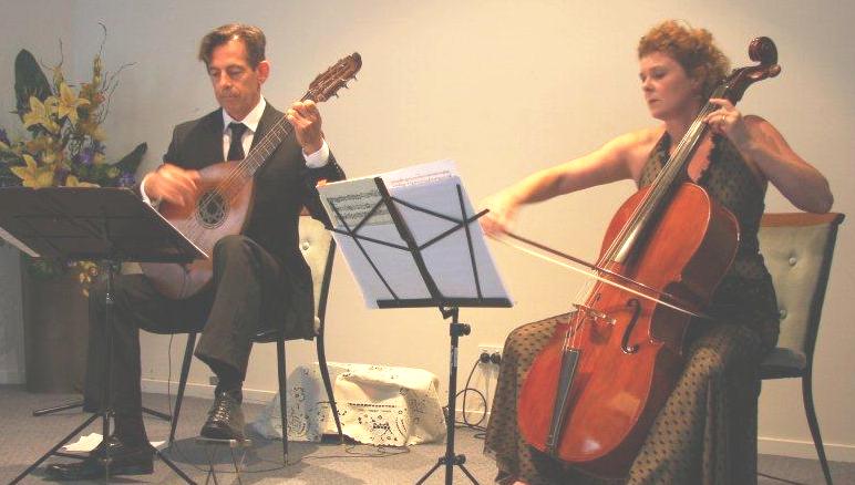 NICE TUNES: Daniel Cunnington and Belinda Manwaring are ready to perform at Robert Channon Wines on Sunday. NICE TUNES: Daniel Cunnington and Belinda Manwaring are ready to perform at Robert Channon Wines on Sunday.