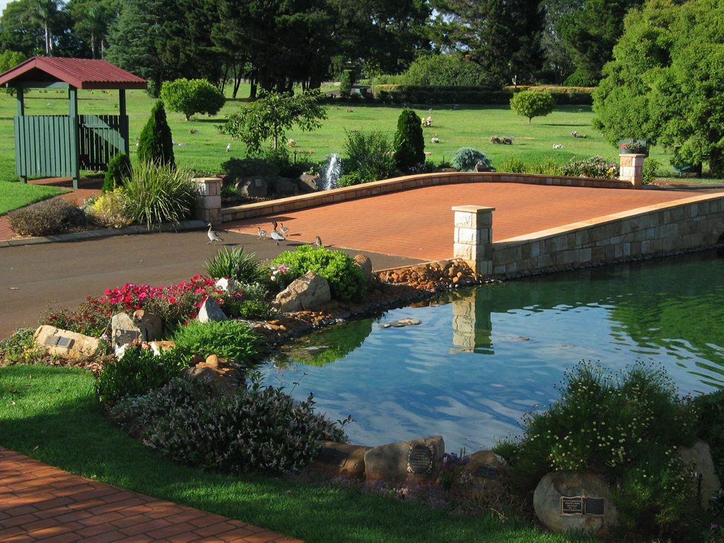 The Garden of Remembrance is holding a Mother's Day service. 