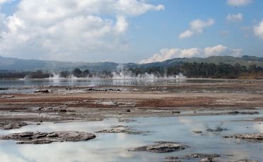 The bubbling milky waters at Sulphur Point are great for children on a family amble in Rotorua.
The bubbling milky waters at Sulphur Point are great for children on a family amble in Rotorua.