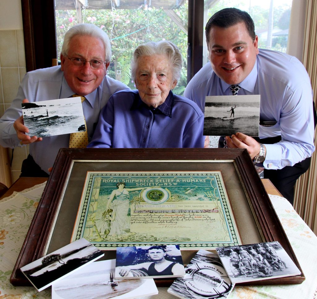 Old photo helps history