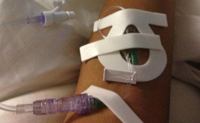Rihanna tweeted a photo of herself in the hospital. Rihanna tweeted a photo of herself in the hospital.