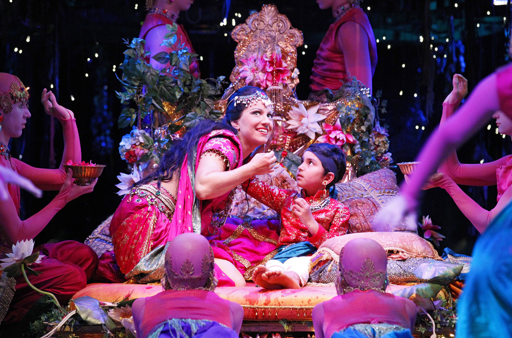 Scene from Baz Luhrmann's stage musical A Midsummer Night's Dream. Scene from Baz Luhrmann's stage musical A Midsummer Night's Dream.