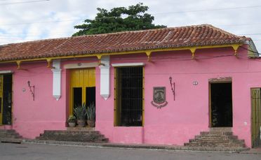 A pink house in the former pirate hangout of Camaguey.
A pink house in the former pirate hangout of Camaguey.