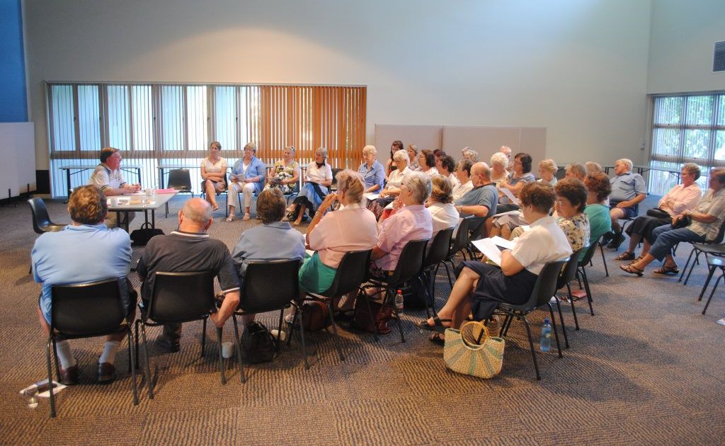 Jim Hales discussing a University of the Third Age chapter in Roma. An interim steering committee has been formed to oversee the U3A process. Jim Hales discussing a University of the Third Age chapter in Roma. An interim steering committee has been formed to oversee the U3A process.