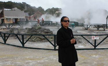 A guide at Whakarewarewa introduces visitors to the steaming cauldrons that naturally cook food at temperatures of up to 250 degrees.
A guide at Whakarewarewa introduces visitors to the steaming cauldrons that naturally cook food at temperatures of up to 250 degrees.