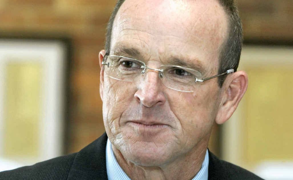 Federal minister for fisheries Joe Ludwig. Federal minister for fisheries Joe Ludwig.