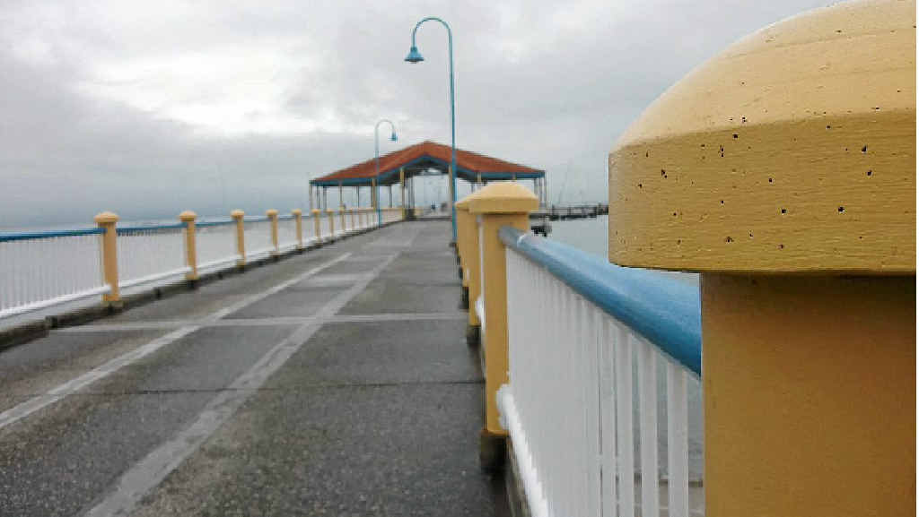 Visitors love to stroll along the Redcliffe Jetty. Visitors love to stroll along the Redcliffe Jetty.