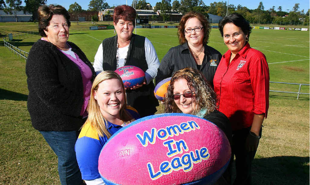 Marilyn Levao, Julie Gerchow, Trish Hollands, Sarah Booth, Jess Sommerfeld and Rachael Williamson get ready for the Ipswich Rugby League dinner at Marburg tonight. Marilyn Levao, Julie Gerchow, Trish Hollands, Sarah Booth, Jess Sommerfeld and Rachael Williamson get ready for the Ipswich Rugby League dinner at Marburg tonight.