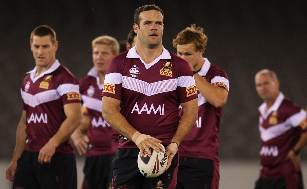 Nate Myles of the Maroons holds the ball during a Queensland Maroons State of Origin captain's run at Etihad Stadium on May 22, 2012 in Melbourne, Australia. Nate Myles of the Maroons holds the ball during a Queensland Maroons State of Origin captain's run at Etihad Stadium on May 22, 2012 in Melbourne, Australia.