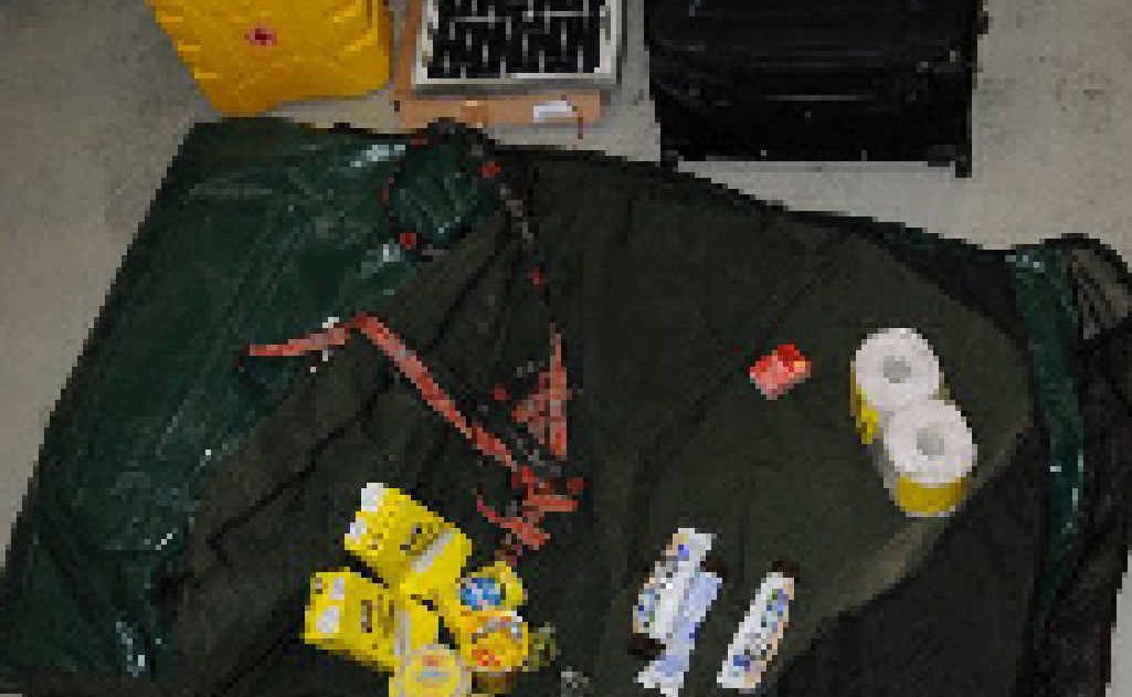Some of the equipment Stenberg took to allow him to survive an extended period in the bush. Some of the equipment Stenberg took to allow him to survive an extended period in the bush.