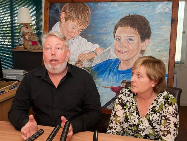 Bruce and Denise Morcombe. Bruce and Denise Morcombe.