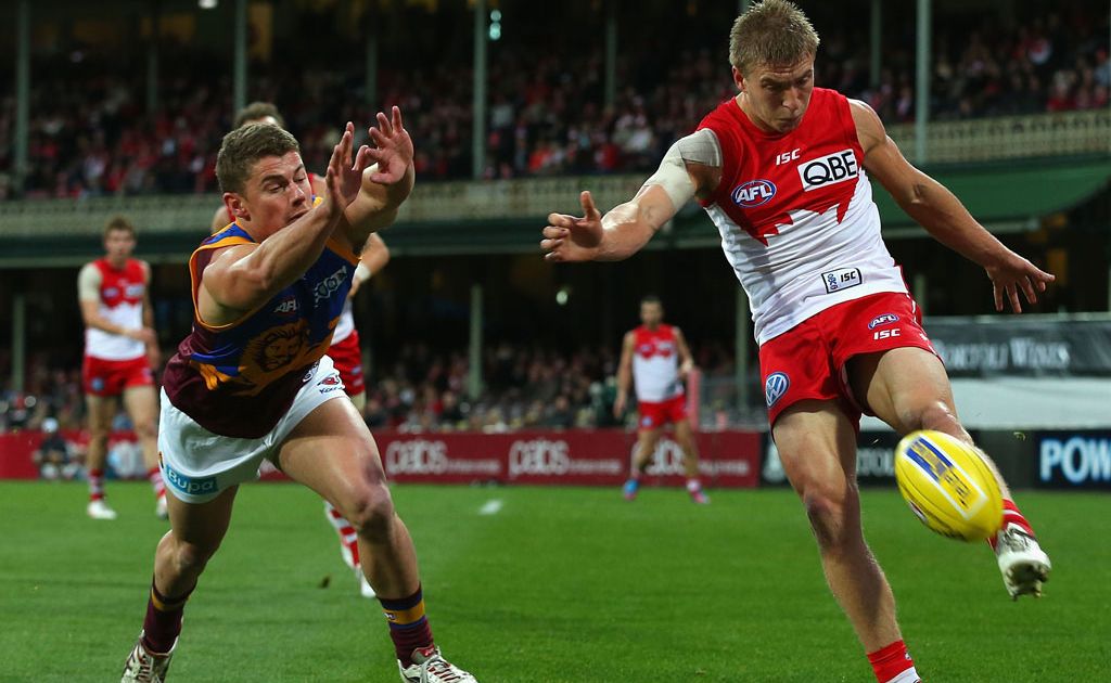 Kieren Jack of the Swans kicks during the round 15 AFL match between the Sydney Swans and the Brisbane Lions at the Sydney Cricket Ground Kieren Jack of the Swans kicks during the round 15 AFL match between the Sydney Swans and the Brisbane Lions at the Sydney Cricket Ground