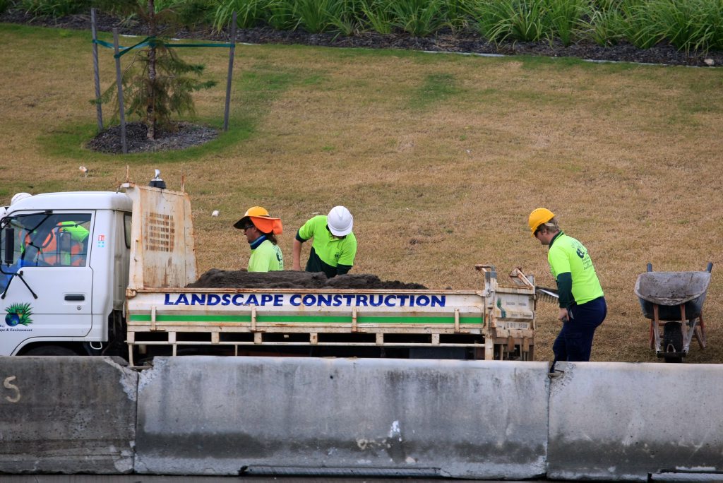 Aussies unwilling to move for work