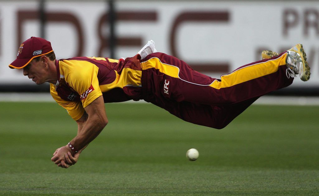 Chris Lynn of the Bulls dives for a catch during the Twenty20 Big Bash match between the Victoria Bushrangers and Queensland Bulls at the Melbourne Cricket Ground on January 2, 2011 in Melbourne, Australia. Chris Lynn of the Bulls dives for a catch during the Twenty20 Big Bash match between the Victoria Bushrangers and Queensland Bulls at the Melbourne Cricket Ground on January 2, 2011 in Melbourne, Australia.