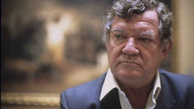 Robert Hughes died this morning aged 74. Robert Hughes died this morning aged 74.