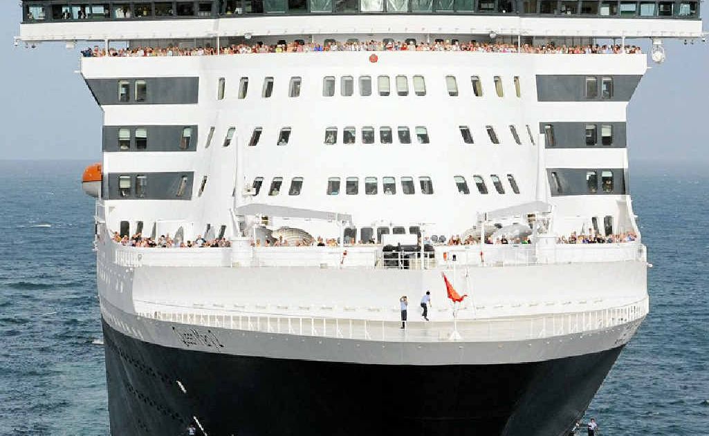 Queen Mary 2 Queen Mary 2
