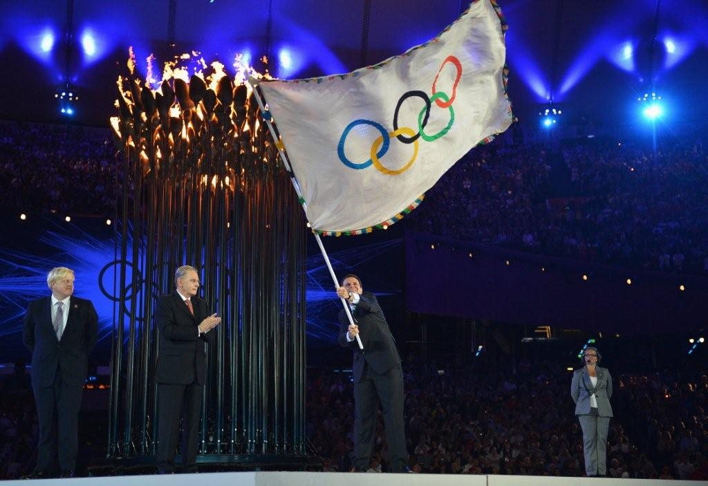 Athletes, heads of state and dignitaries from around the world have gathered in the Olympic Stadium for the closing ceremony of the 30th Olympiad. Athletes, heads of state and dignitaries from around the world have gathered in the Olympic Stadium for the closing ceremony of the 30th Olympiad.