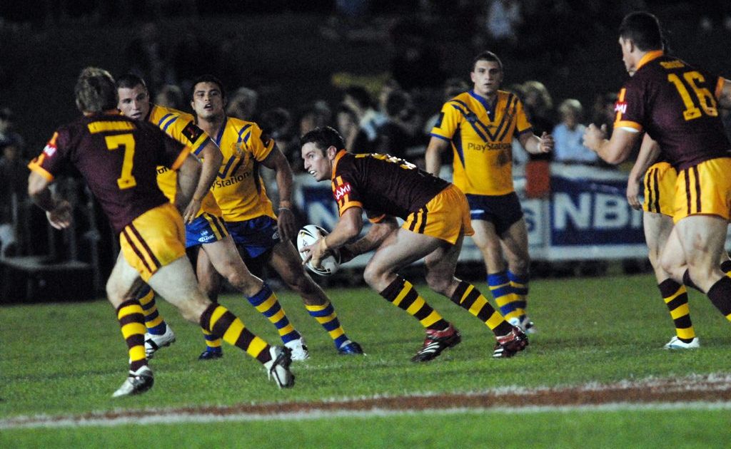 Country hooker Danny Buderus darts from dummy half during the 2007 City v Country clash played at Coffs Harbour's BCU International Stadium. Country hooker Danny Buderus darts from dummy half during the 2007 City v Country clash played at Coffs Harbour's BCU International Stadium.