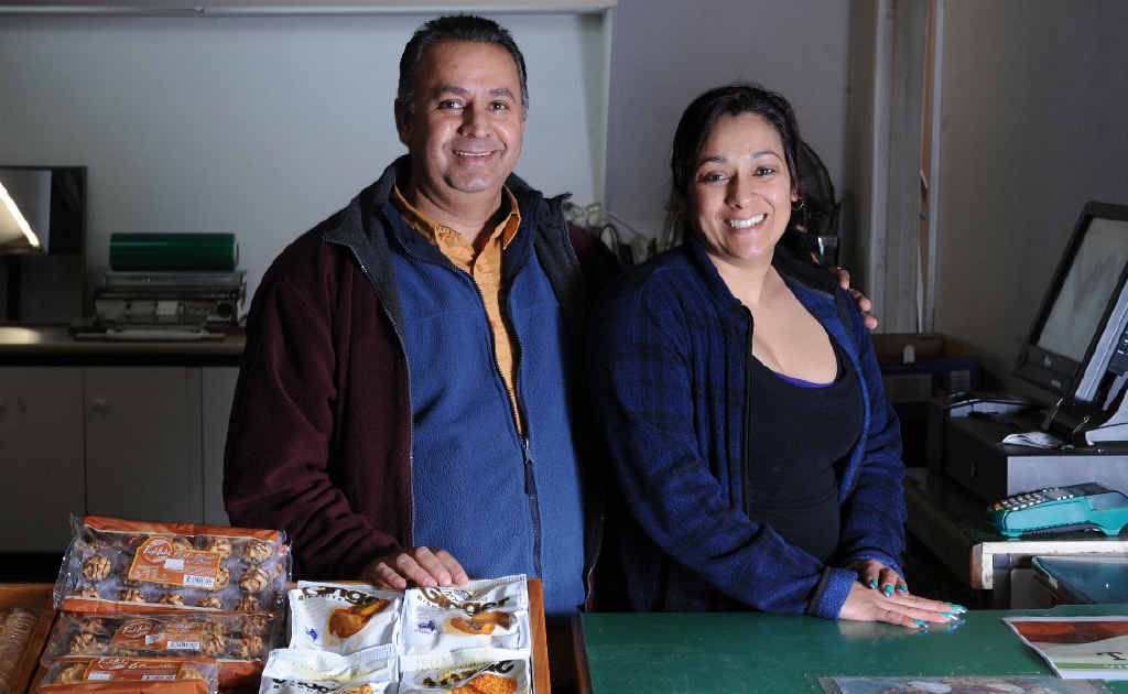 Bobby Singh Dhesi and Suzanne Dhesi of Pirlo’s Fruit Barn in Lismore. Bobby Singh Dhesi and Suzanne Dhesi of Pirlo’s Fruit Barn in Lismore.