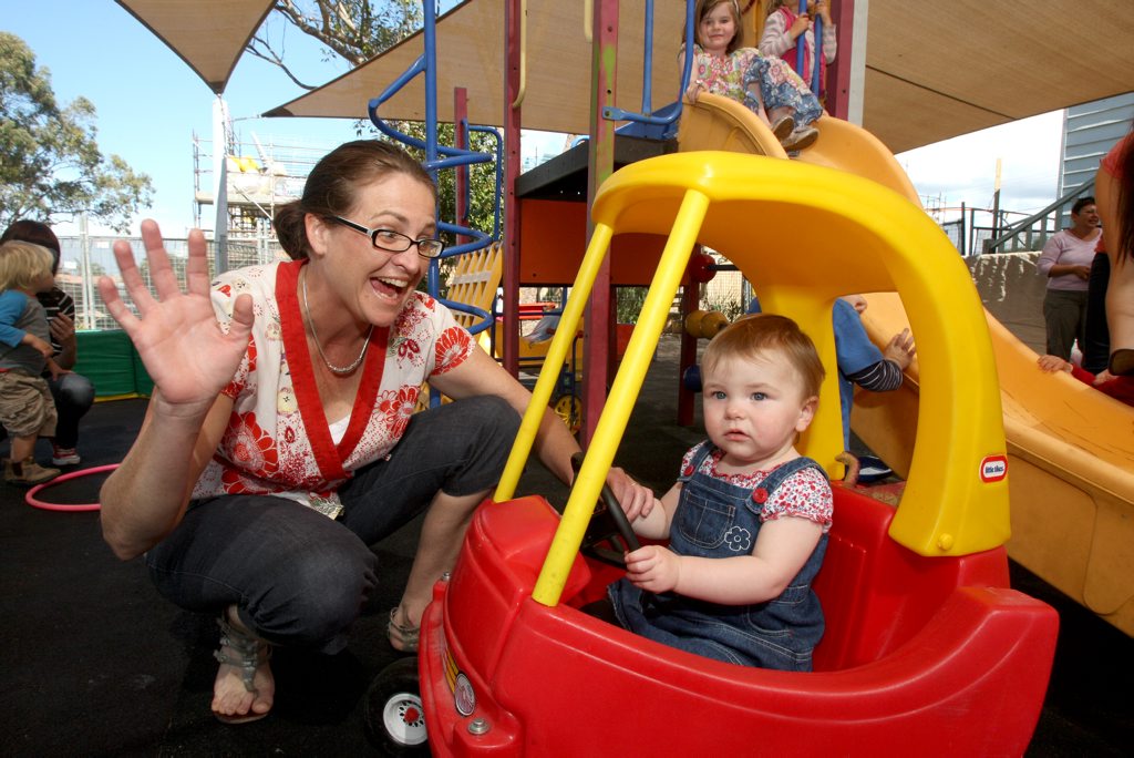 Mum Rachael Dean with bub Ella having fun at the Pottsville Beach Neighbourhood Centre. Mum Rachael Dean with bub Ella having fun at the Pottsville Beach Neighbourhood Centre.