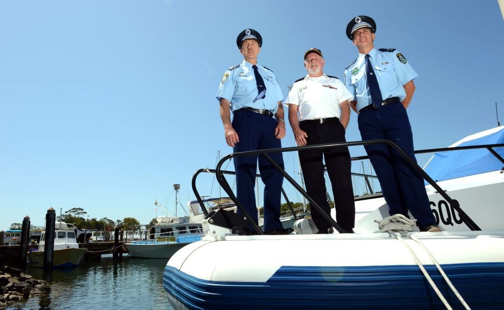 Alan Clarke, Bernie Gabriel and Stuart Wilkins at Marine Rescue Point Danger. Alan Clarke, Bernie Gabriel and Stuart Wilkins at Marine Rescue Point Danger.