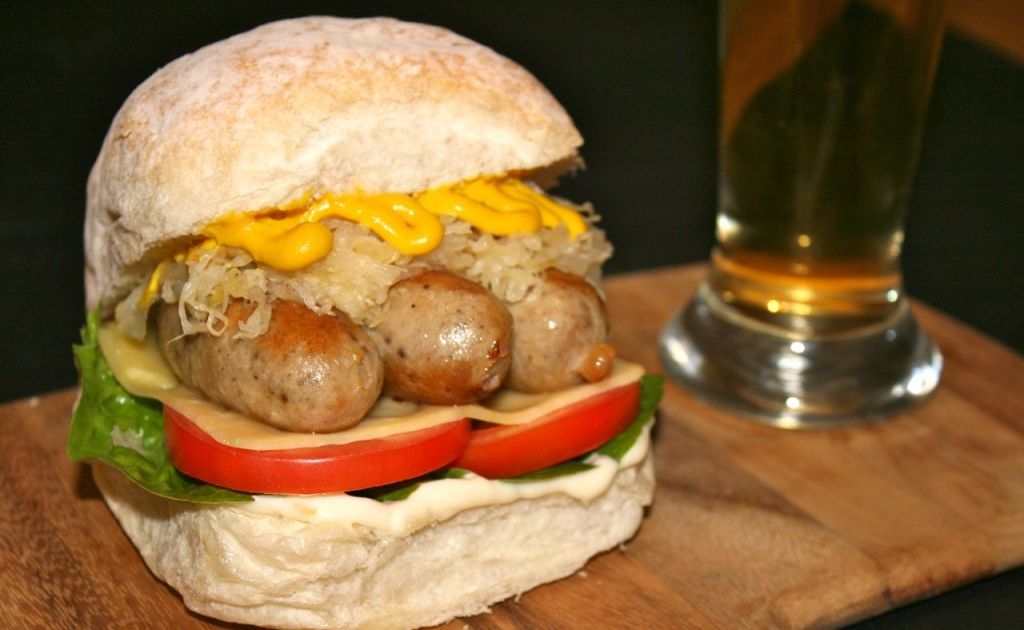 Miss Foodie's Bratwurst Burger Miss Foodie's Bratwurst Burger