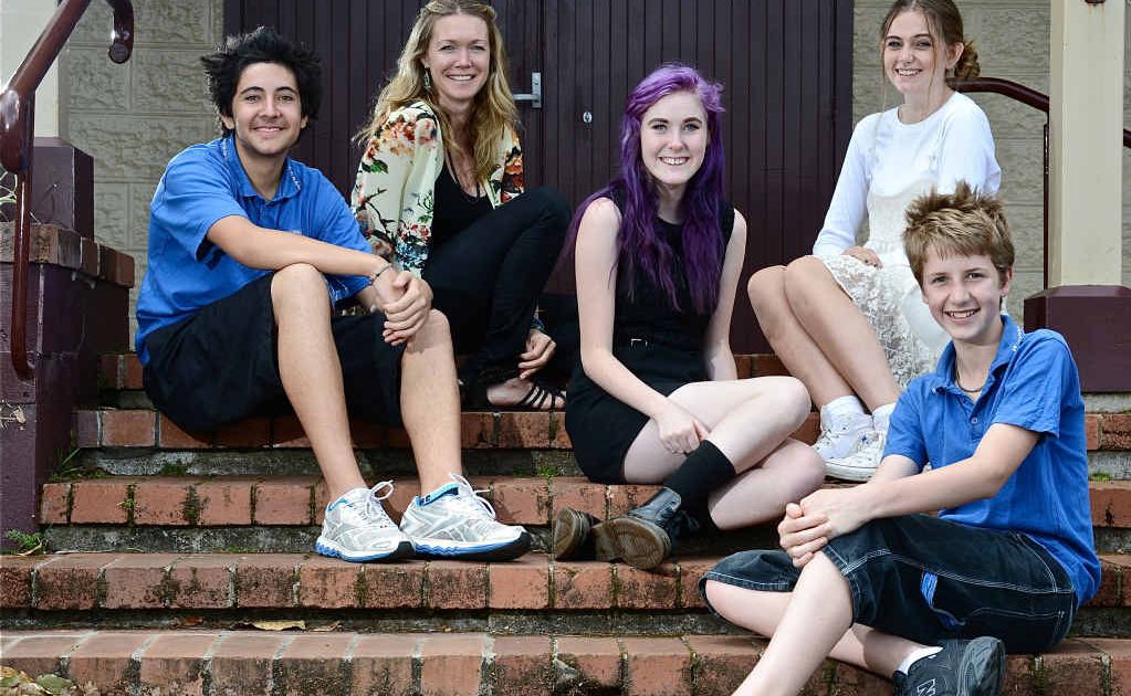 STEPPING OUT: Zion Maher, 14 of Mullumbimby High School, Amie Dreyer adolescent counsellor, Isabelle Henning, 15 of Byron Bay High School, Bella McFayden, 16 of Byron Bay High School and Griffin Bennett-Wise, 13 of Mullumbimby High School at Bangalow A&I; Hall. STEPPING OUT: Zion Maher, 14 of Mullumbimby High School, Amie Dreyer adolescent counsellor, Isabelle Henning, 15 of Byron Bay High School, Bella McFayden, 16 of Byron Bay High School and Griffin Bennett-Wise, 13 of Mullumbimby High School at Bangalow A&I; Hall.