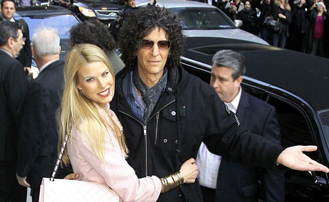 Howard Stern and his wife Beth Ostrosky. Howard Stern and his wife Beth Ostrosky.