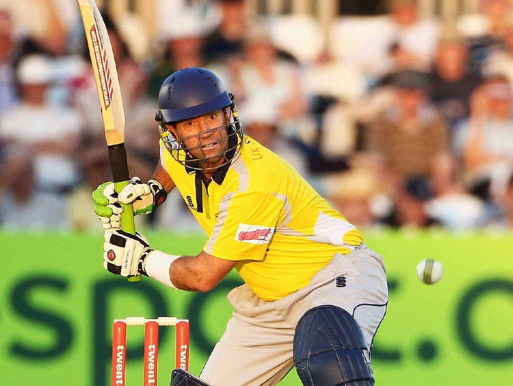 ON THE ATTACK: Queensland dynamo Stuart Law playing for Derbyshire against Nottinghamshire in a Twenty20 match. ON THE ATTACK: Queensland dynamo Stuart Law playing for Derbyshire against Nottinghamshire in a Twenty20 match.