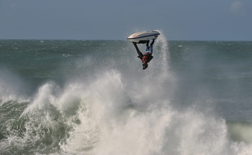 Windy conditions and rough seas at Point Cartwright.