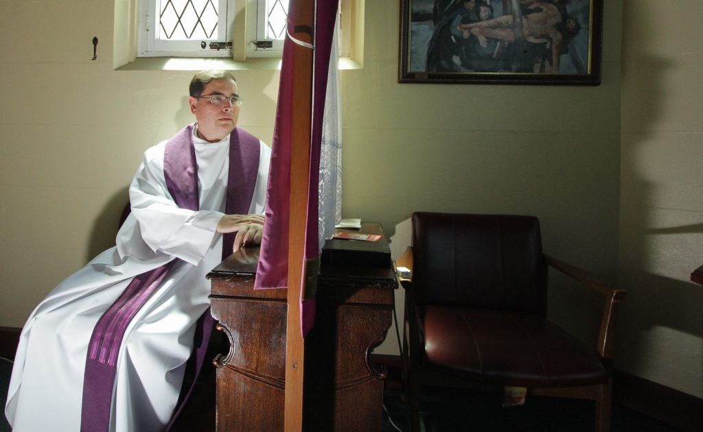 Maryborough priest Paul Kelly has been backed by former MP and church pastor Chris Foley. Maryborough priest Paul Kelly has been backed by former MP and church pastor Chris Foley.