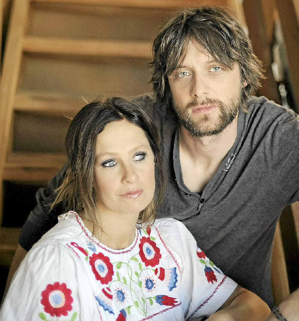Kasey Chambers and Shane Nicholson have found success in the US charts. Kasey Chambers and Shane Nicholson have found success in the US charts.