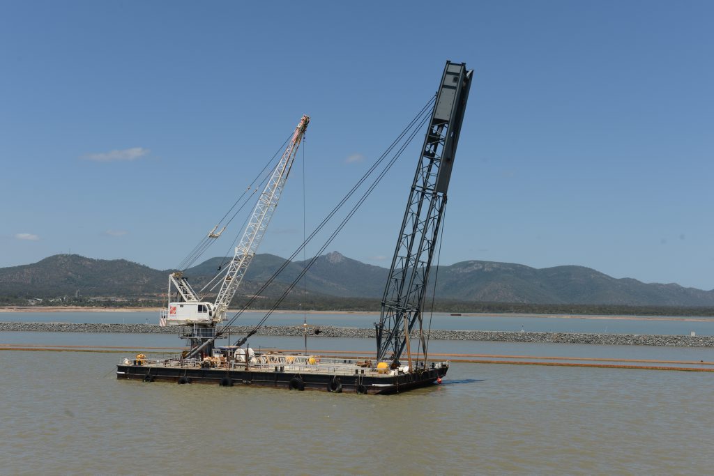 The Bund Wall at Fishermans Landing. The Bund wall is being filled with dredge spoil and will become an area of reclaimed land. The Bund Wall at Fishermans Landing. The Bund wall is being filled with dredge spoil and will become an area of reclaimed land.