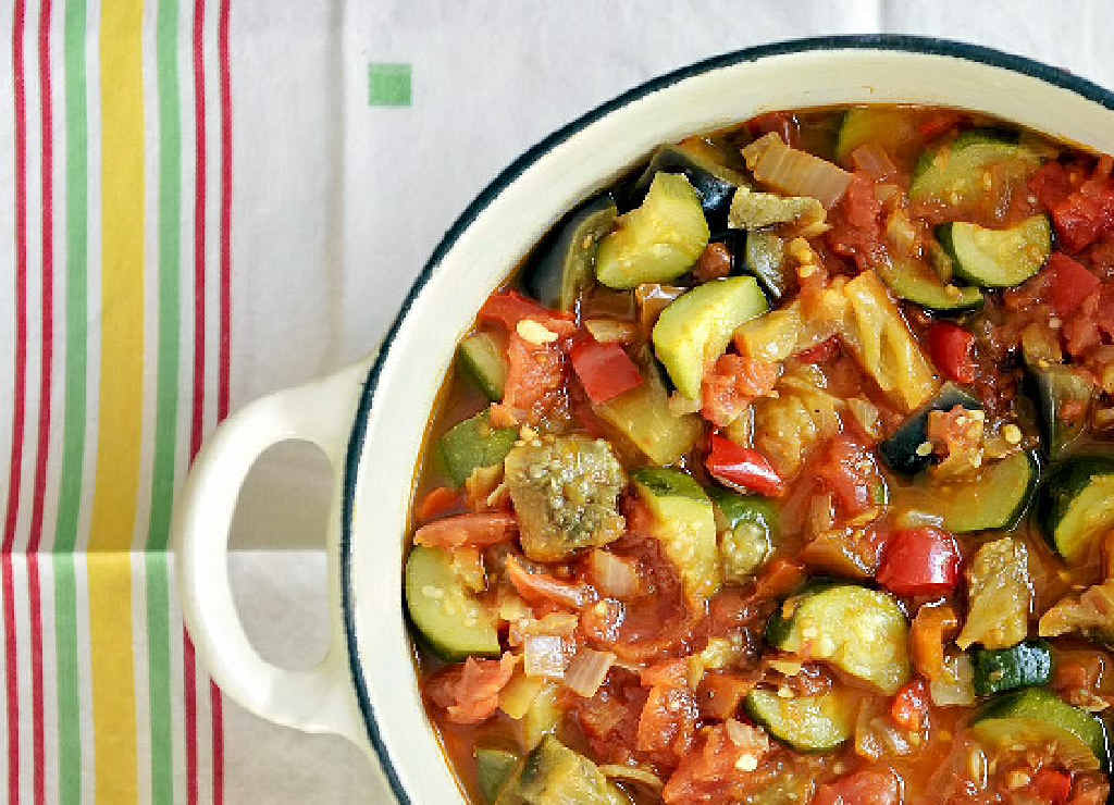 Non-starchy vegetables, such as those found in ratatouille, can help improve hair health. Non-starchy vegetables, such as those found in ratatouille, can help improve hair health.